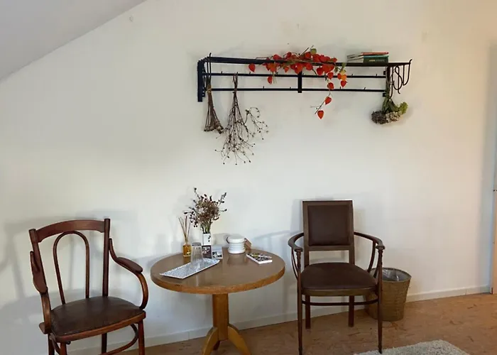 Le Pigeonnier Des Voyageurs Le Pigeonnier Des Voyageurs Aéroport Charleroi Bed and breakfast 3*